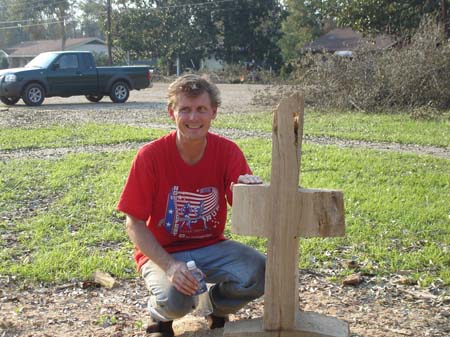 Luth Church @ Bogalusa - Chainsaw Scuplted Cross